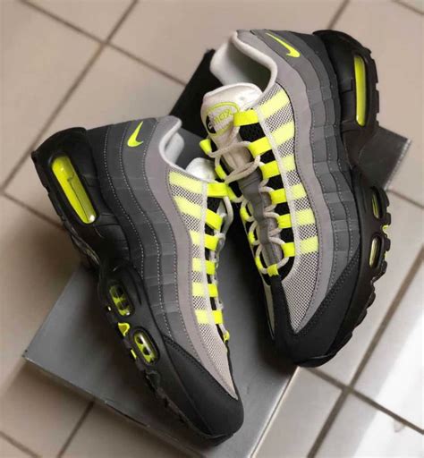 nike air max neon grün|air max 95 neon green.